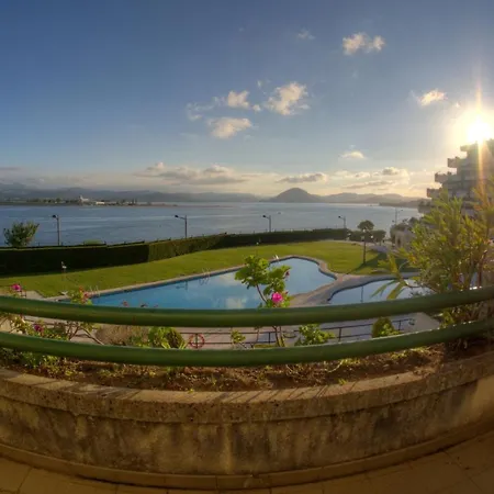 Apartment Vistamar. Primera Linea. Bahia De